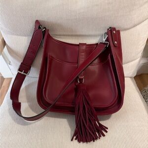 Elegant Burgundy Leather Shoulder Bag